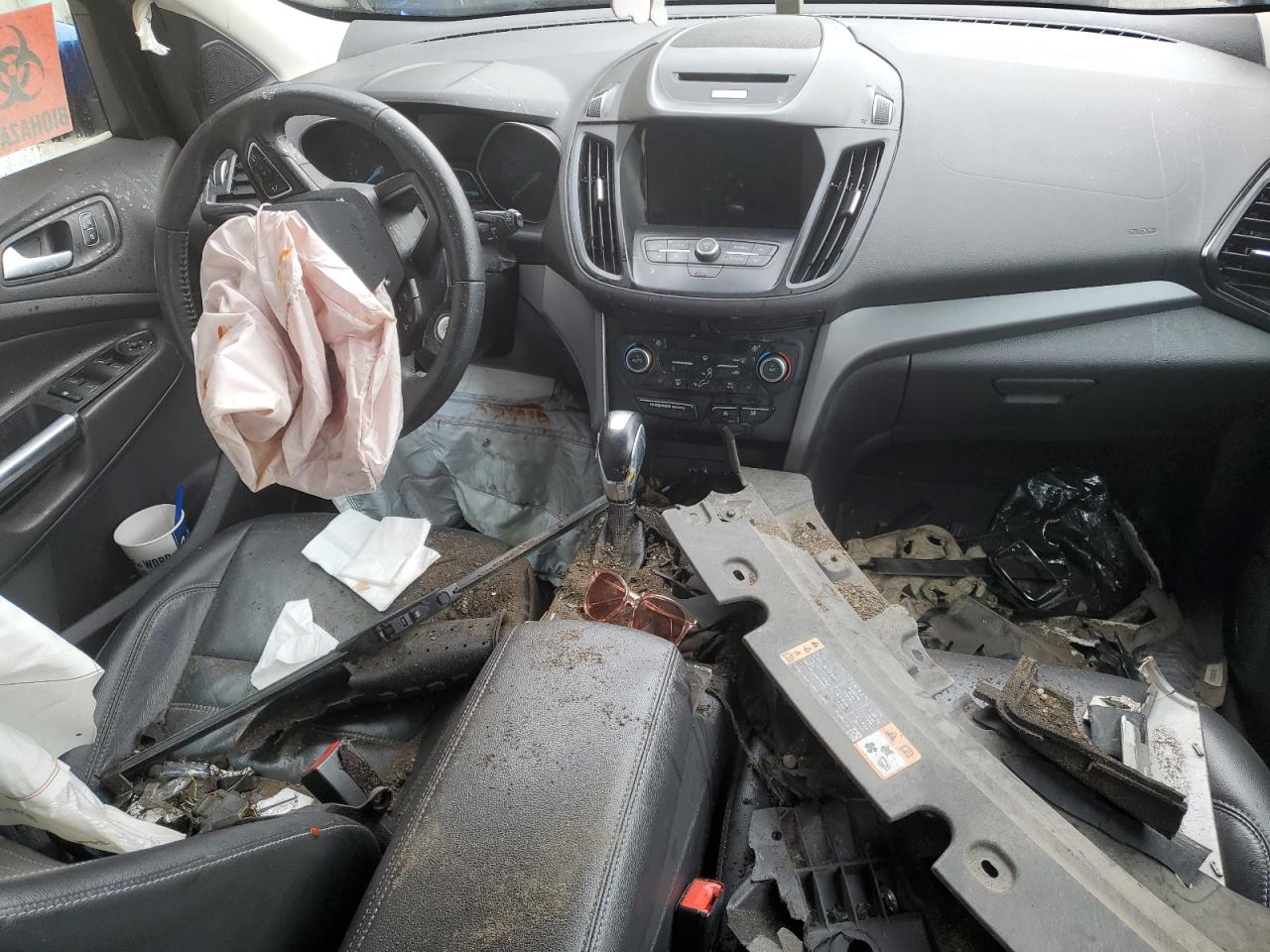 1FMCU9HD1JUA34340 2018 Ford Escape Sel