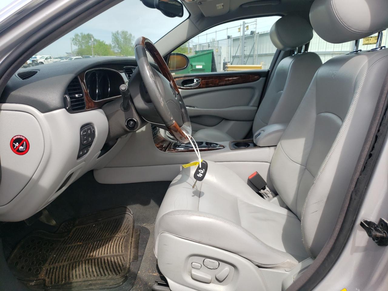 SAJWA73B44TG14118 2004 Jaguar Xjr S