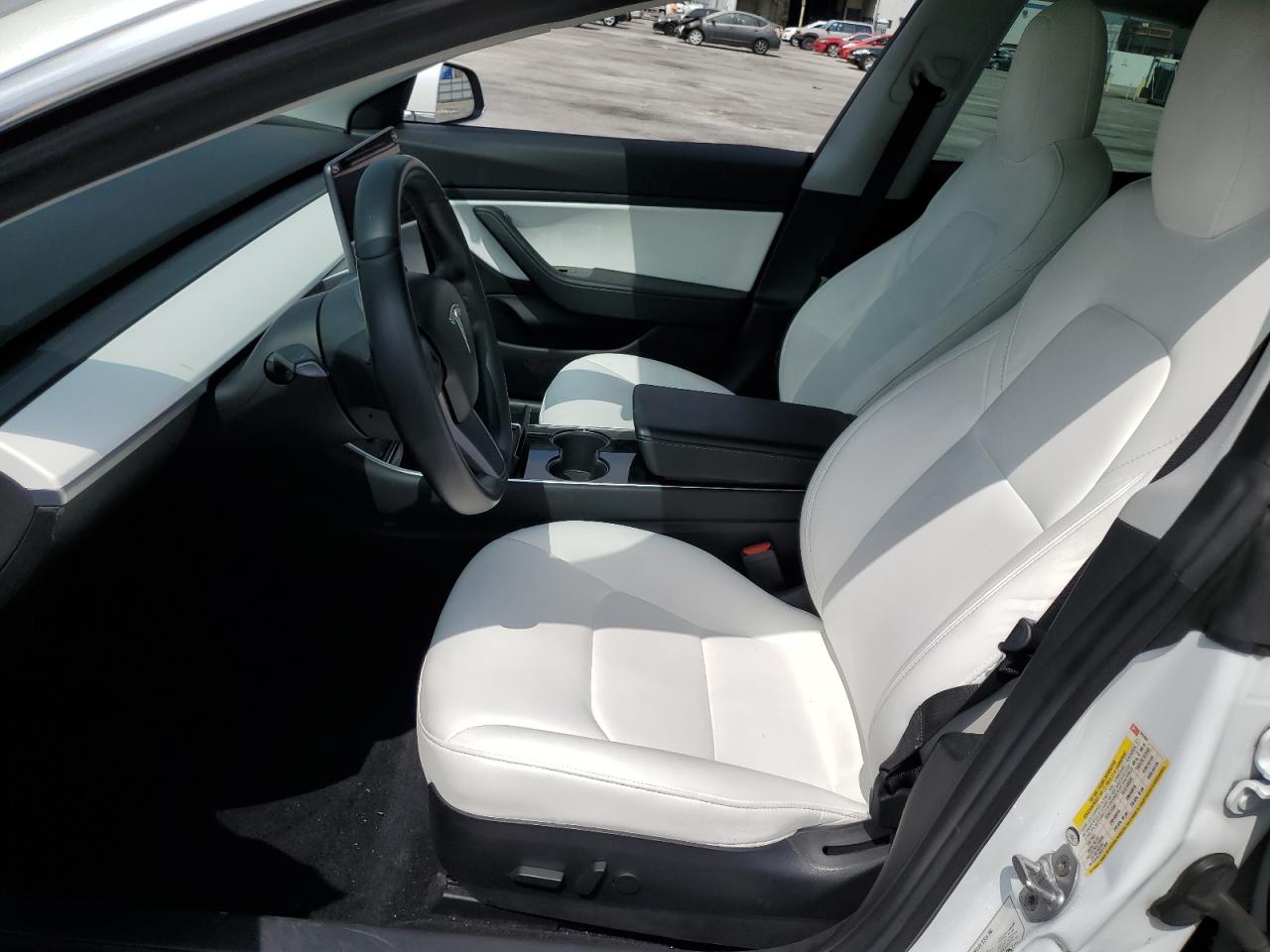 5YJ3E1EA8KF327207 2019 Tesla Model 3