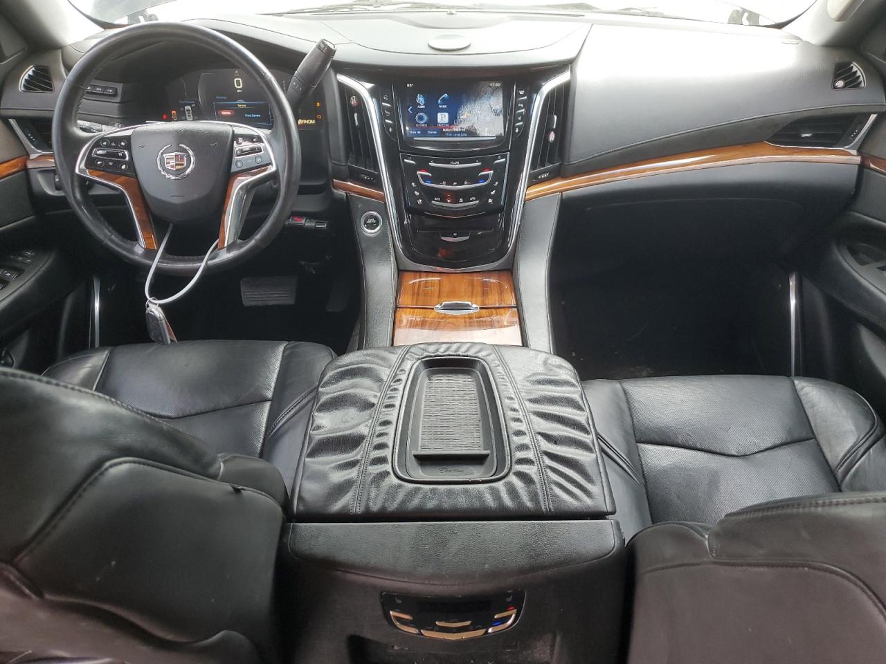 1GYS4HKJ2FR213810 2015 Cadillac Escalade Esv Luxury