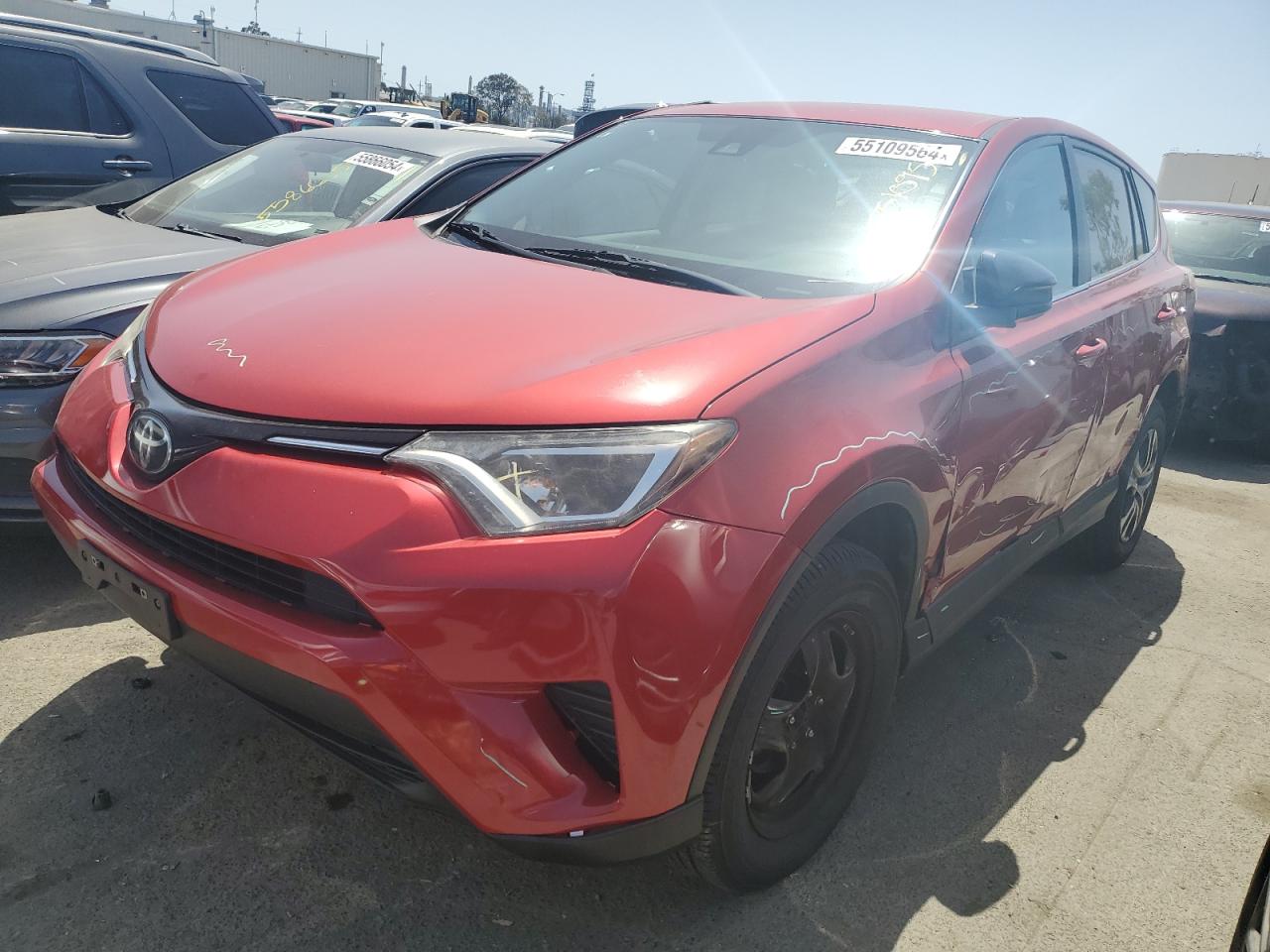 2T3ZFREV9HW395155 2017 Toyota Rav4 Le