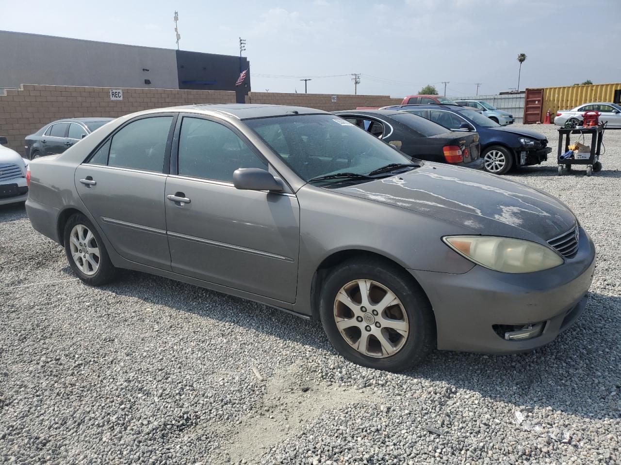 4T1BF32K45U604136 2005 Toyota Camry Le