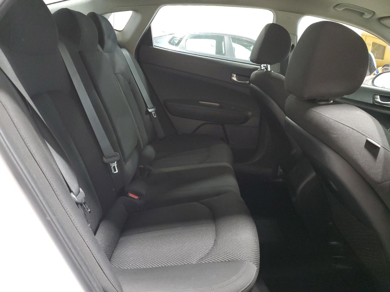 5XXGT4L32LG410112 2020 Kia Optima Lx