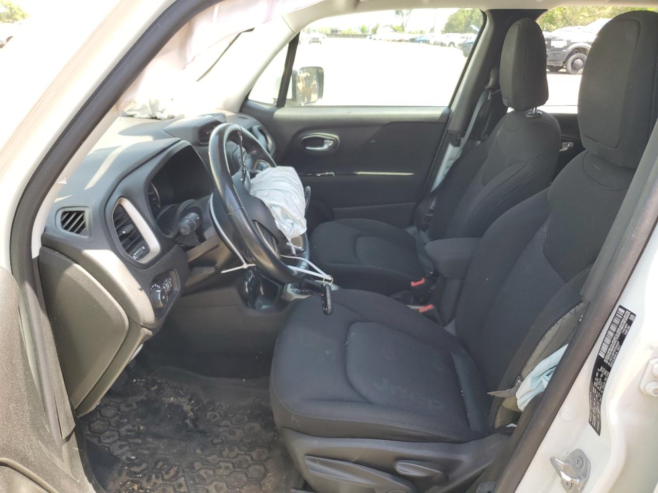 ZACCJBBT8FPB40247 2015 Jeep Renegade Latitude