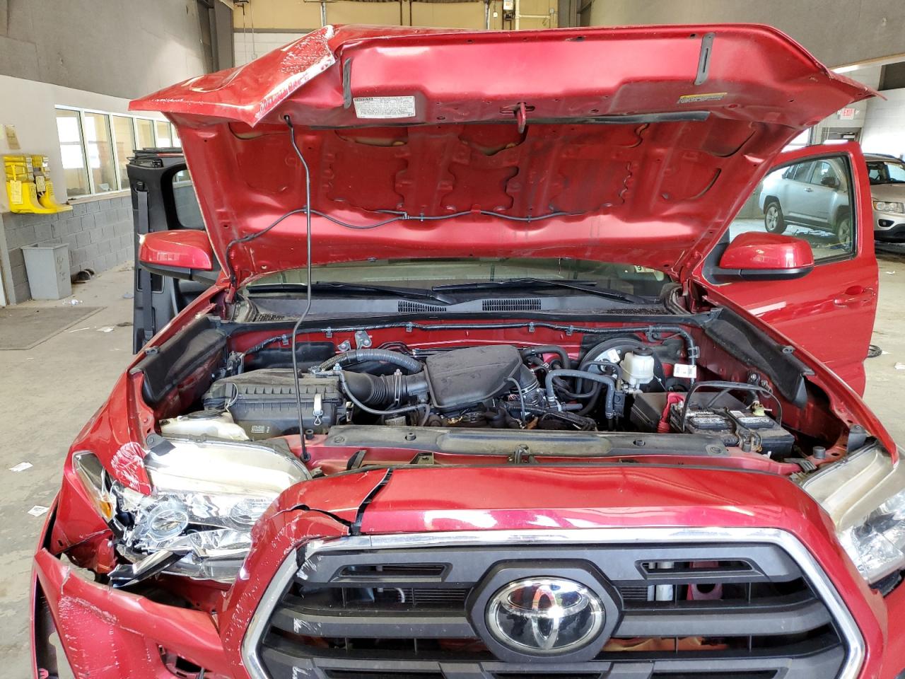5TFRX5GN8JX122339 TOYOTA TACOMA 2018