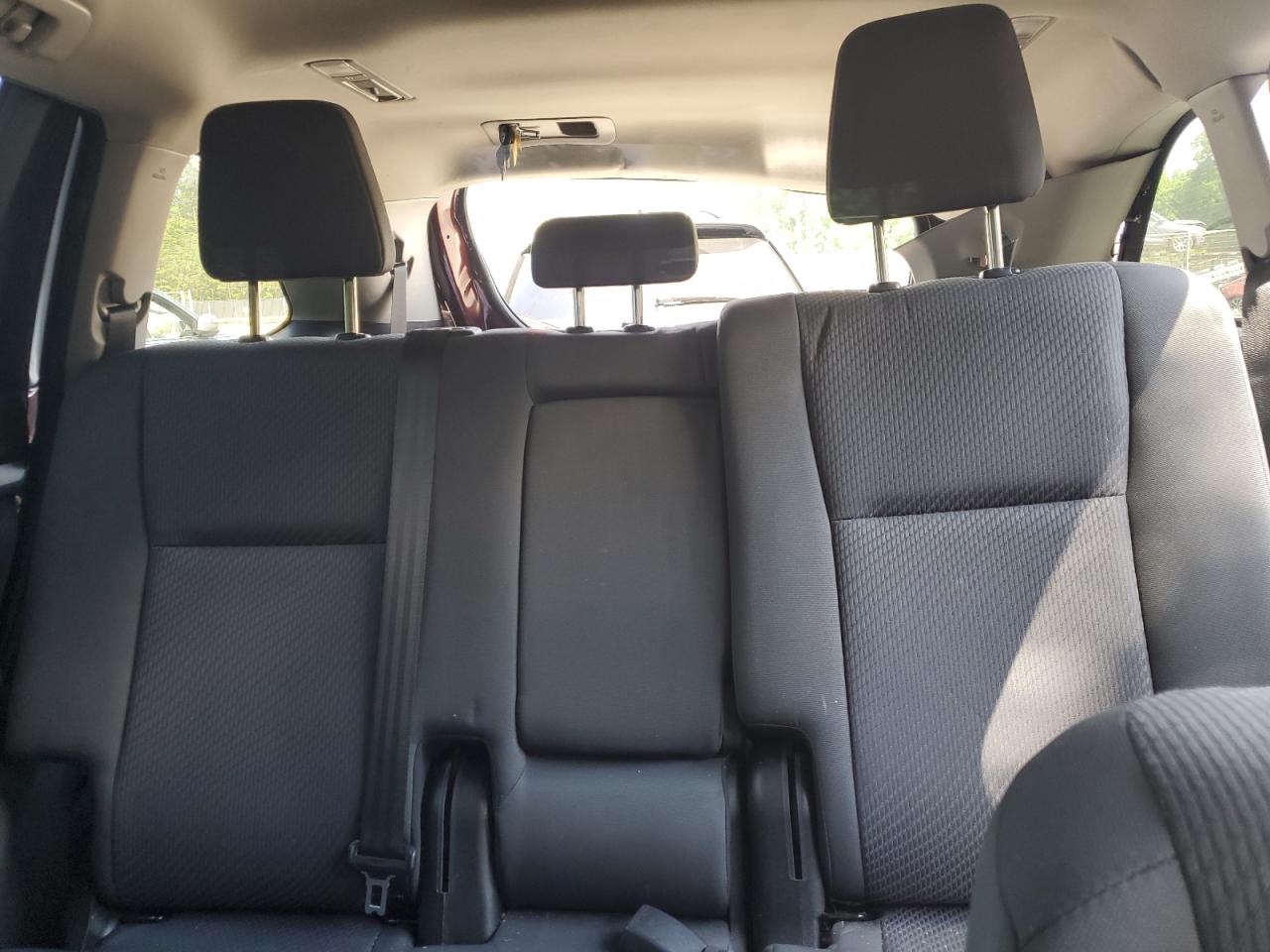 5TDBZRFH1KS979785 2019 Toyota Highlander Le