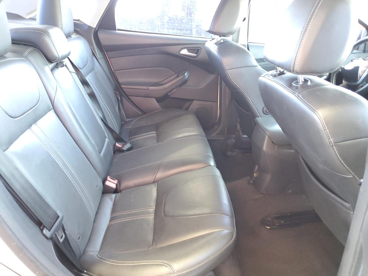 1FADP3F28EL119658 2014 Ford Focus Se