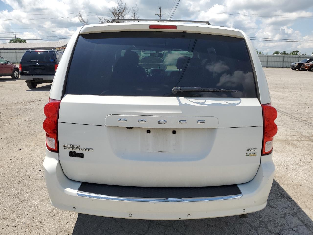 2C4RDGCG1HR758833 2017 Dodge Grand Caravan Sxt