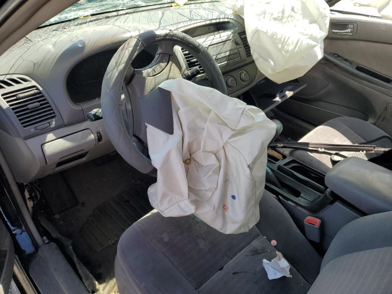 4T1BE30K15U055596 2005 Toyota Camry Le