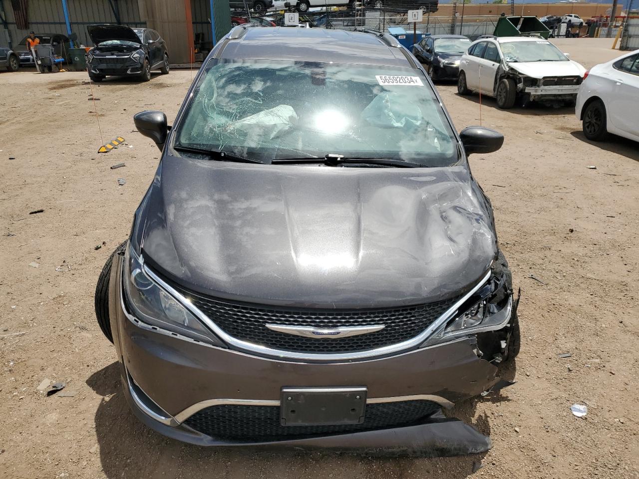 2C4RC1BG5KR680999 2019 Chrysler Pacifica Touring L