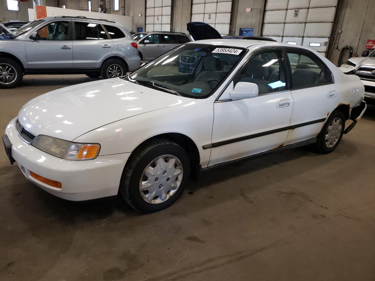 1HGCD5631TA268085 1996 Honda Accord Lx