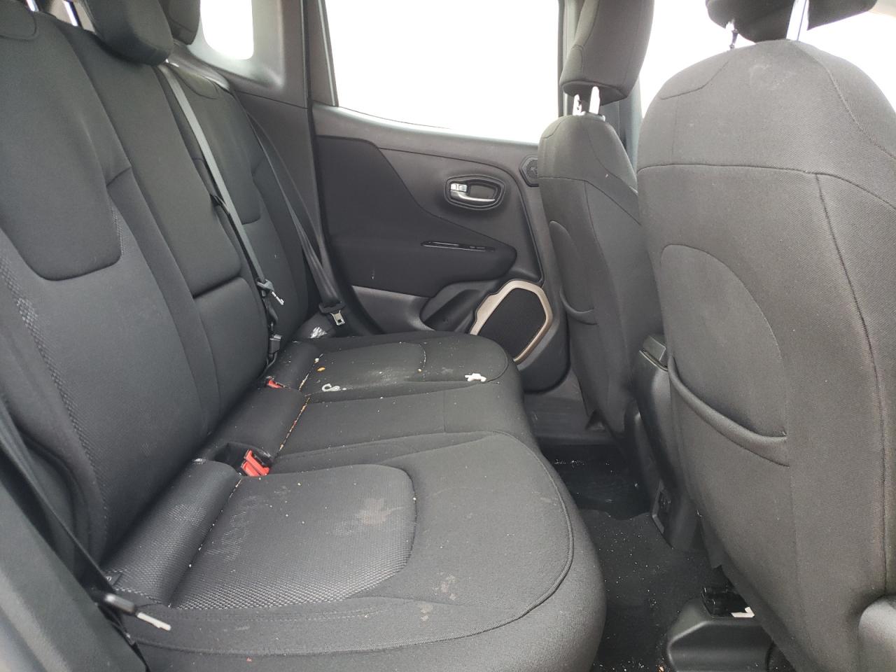 ZACCJABT3FPB25861 2015 Jeep Renegade Latitude