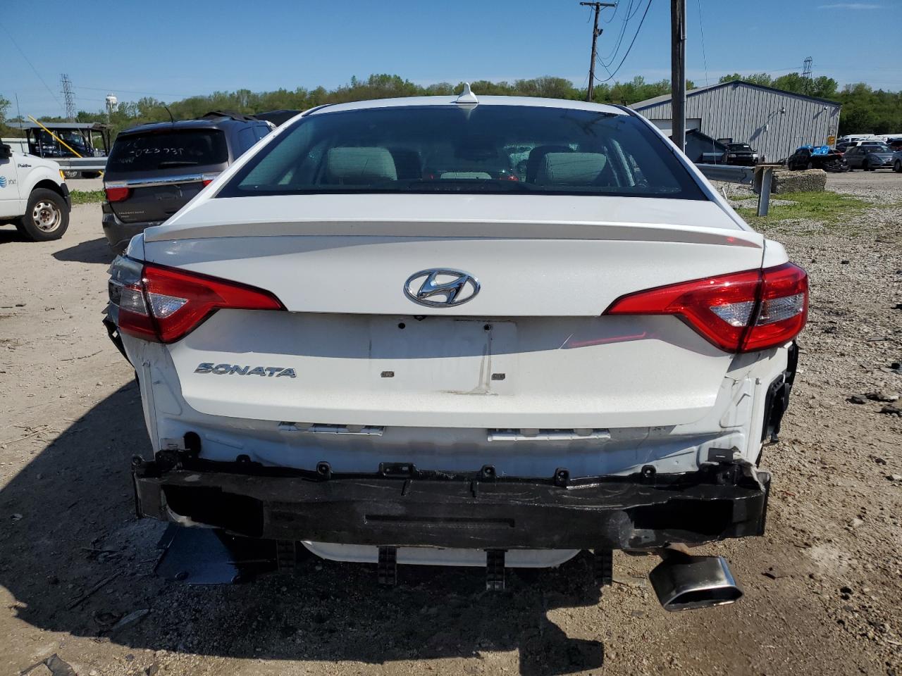 5NPE24AFXHH483781 2017 Hyundai Sonata Se