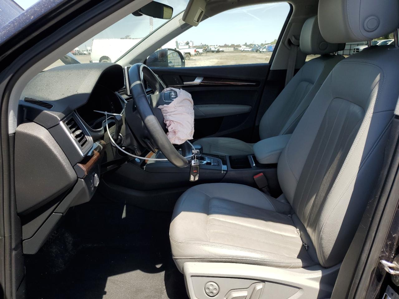 WA1BNAFY6J2189265 2018 Audi Q5 Premium Plus