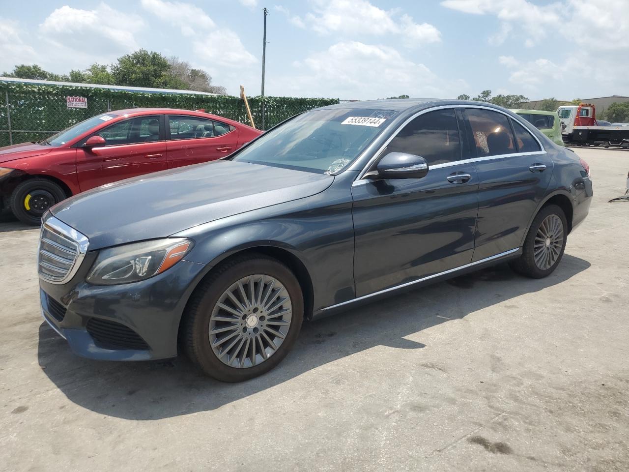 2015 Mercedes-Benz C 300 4Matic vin: 55SWF4KB0FU028727