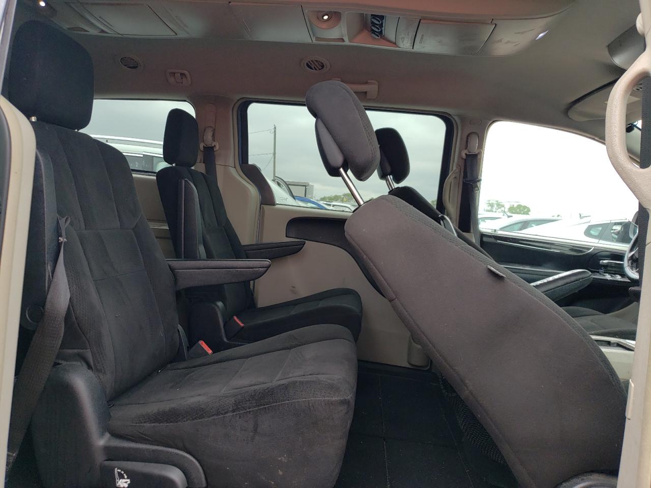 2C4RC1BG6CR119924 2012 Chrysler Town & Country Touring