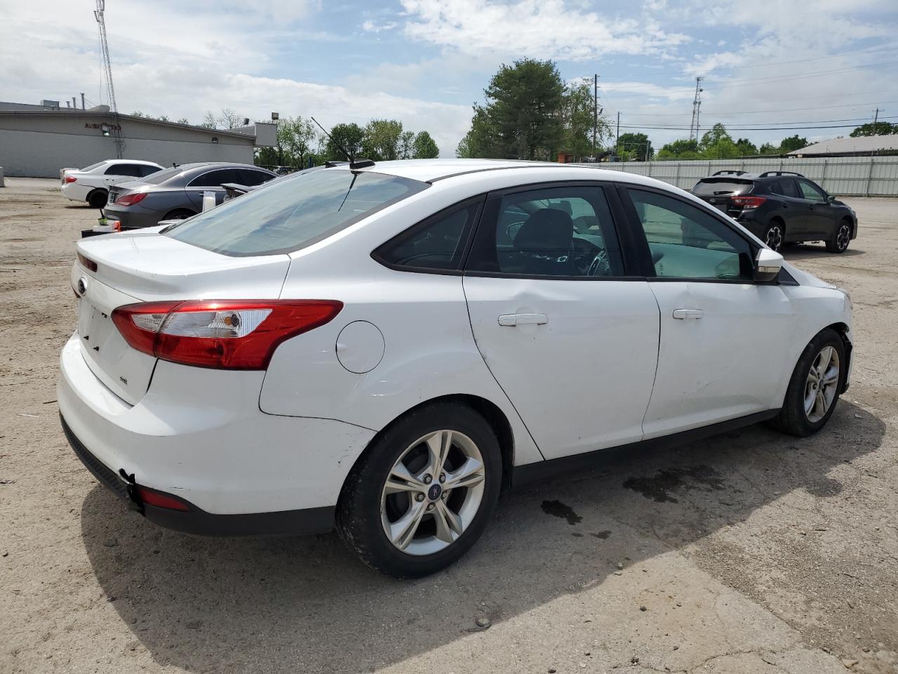 2014 Ford Focus Se vin: 1FADP3F23EL213740