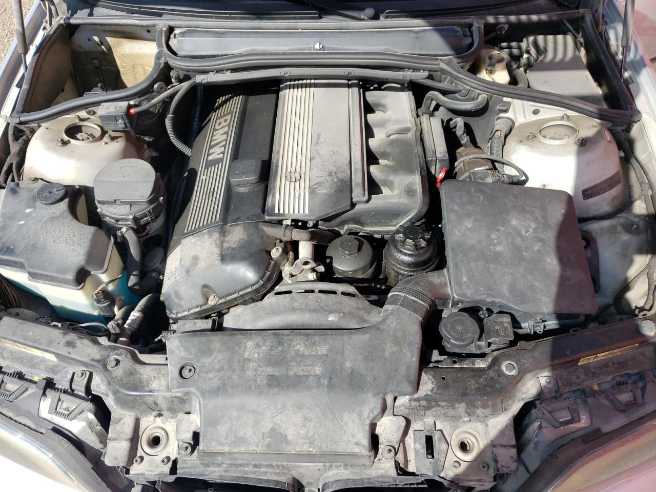 WBAEV33443KL82112 2003 BMW 325 I