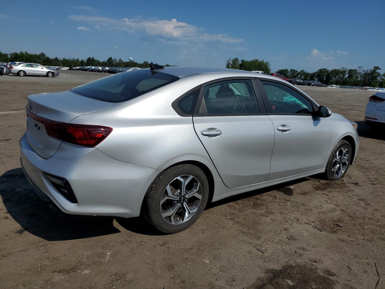 3KPF24AD7ME326601 2021 Kia Forte Fe