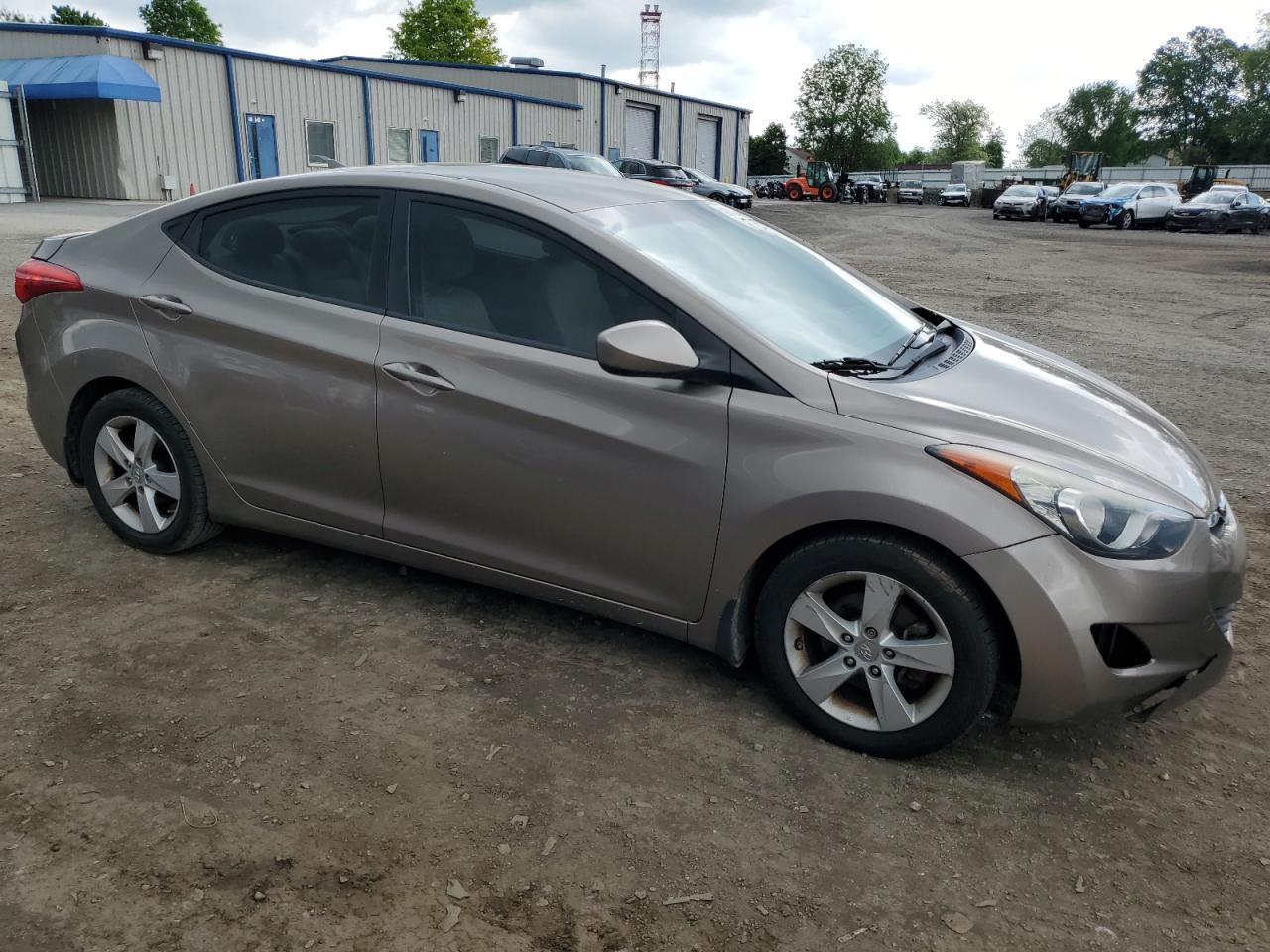 5NPDH4AE1DH337667 2013 Hyundai Elantra Gls