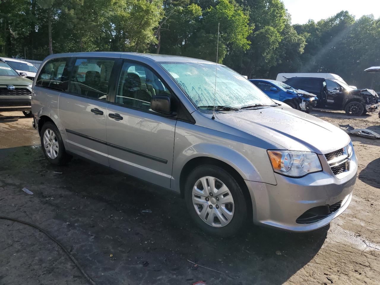 2C4RDGBG0FR580766 2015 Dodge Grand Caravan Se