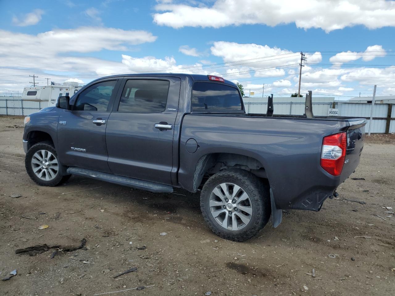 5TFHY5F15HX636716 2017 Toyota Tundra Crewmax Limited