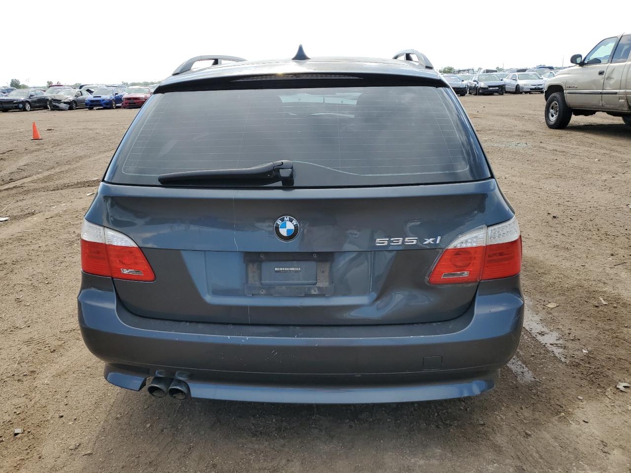 WBAPT73588CX01561 2008 BMW 535 Xi