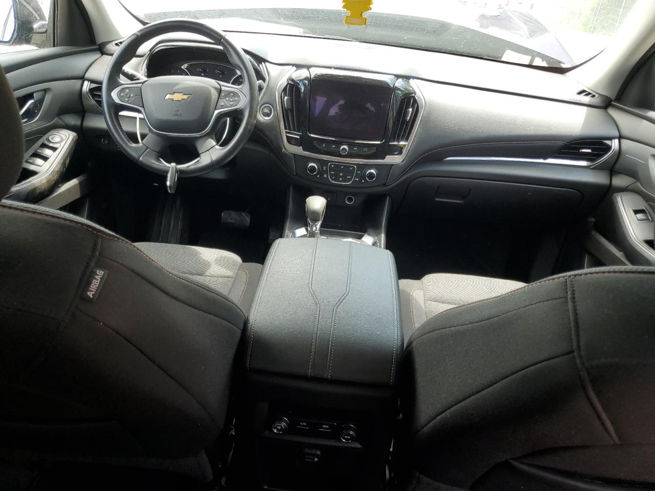 1GNERGKW1MJ107040 2021 Chevrolet Traverse Lt