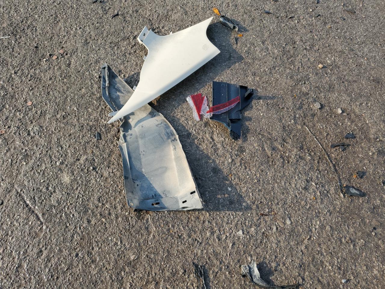 5YFBURHE5GP383855 2016 Toyota Corolla L