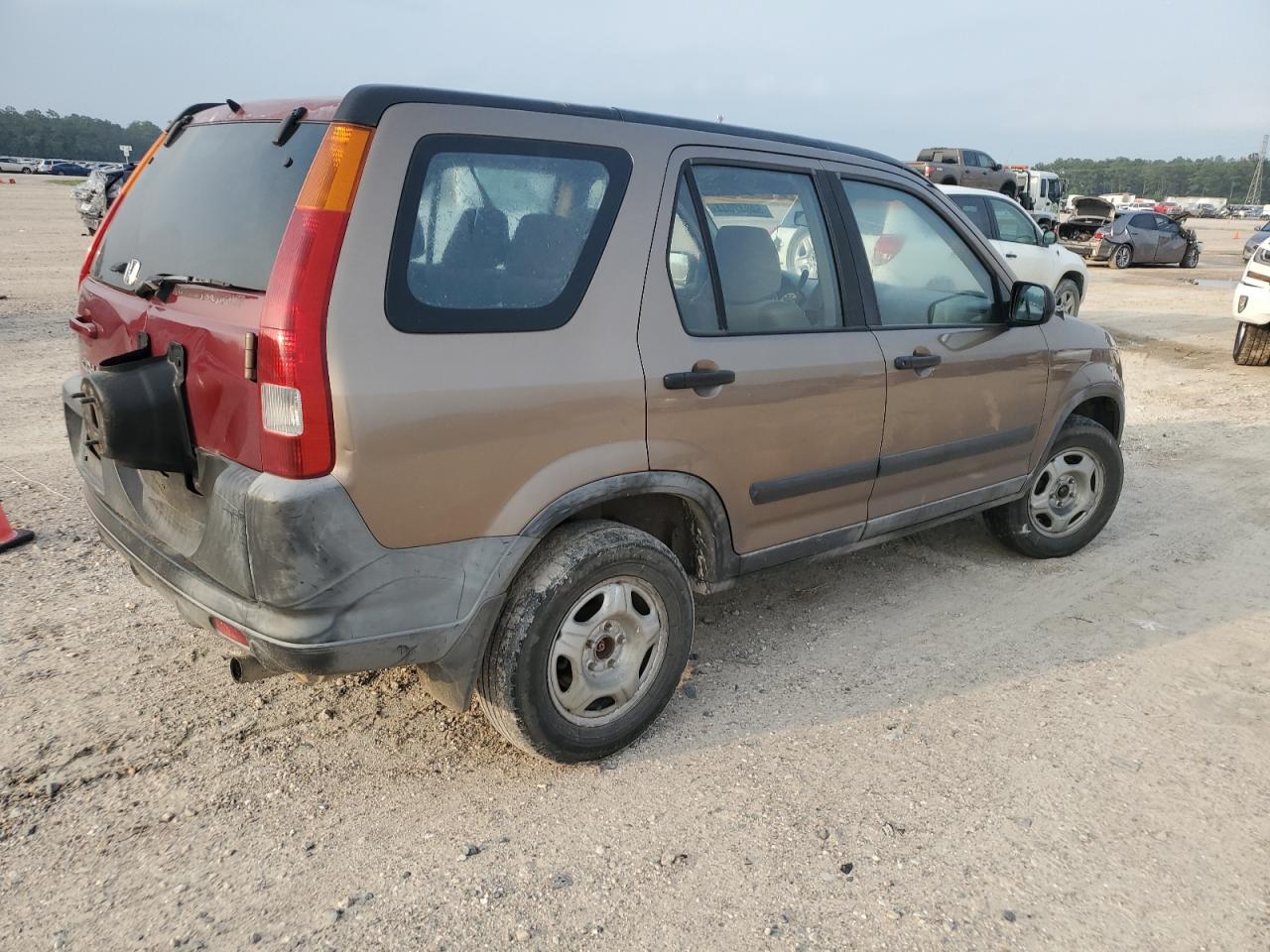 JHLRD684X2C016927 2002 Honda Cr-V Lx