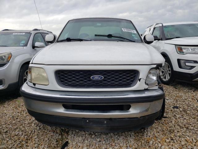 1998 Ford F150 VIN: 1FTZX1769WNA30774 Lot: 81096973