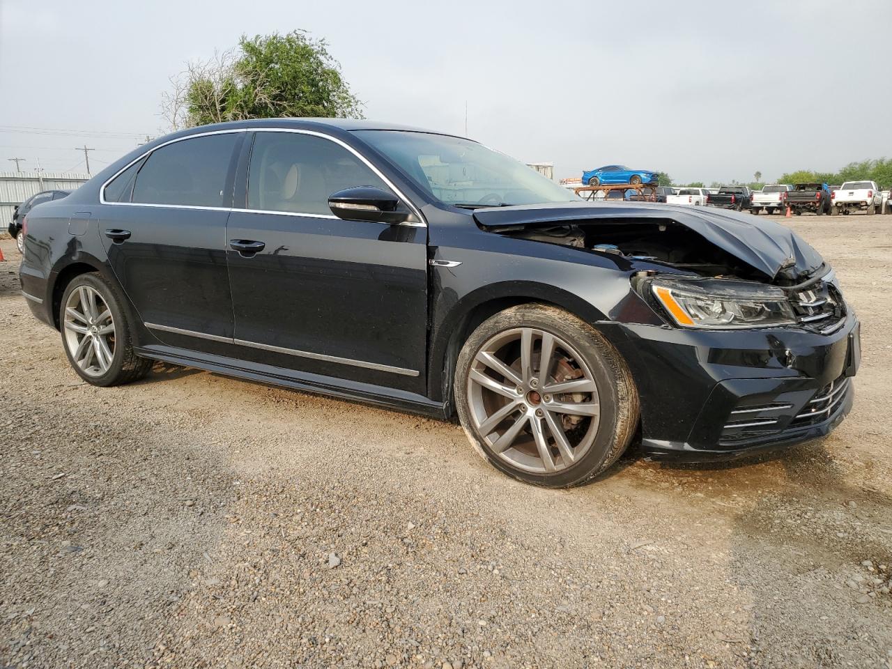 1VWDT7A33HC017604 2017 Volkswagen Passat R-Line