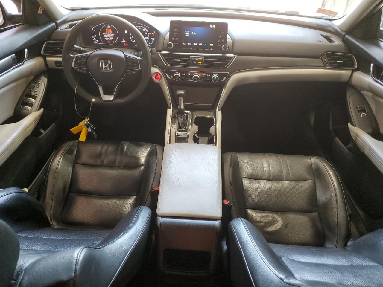 1HGCV1F15JA250576 2018 Honda Accord Lx