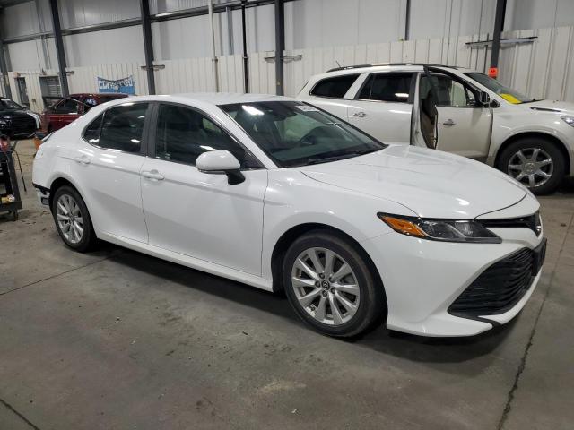 2018 Toyota Camry L VIN: 4T1B11HK4JU522072 Lot: 54802494