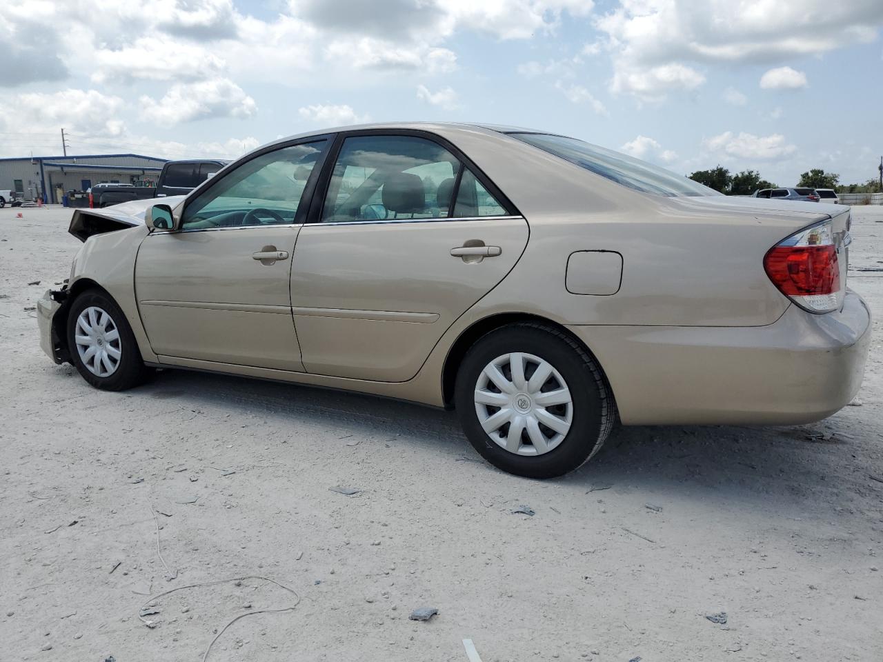 4T1BE32K35U966560 2005 Toyota Camry Le