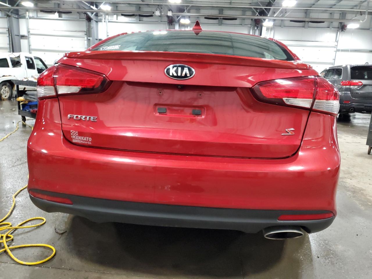 3KPFL4A75HE106015 2017 Kia Forte Lx