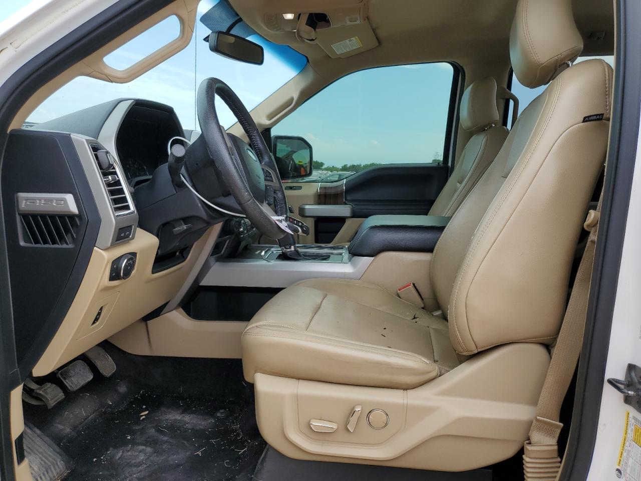 1FTEW1EF1GKE61083 2016 Ford F150 Supercrew