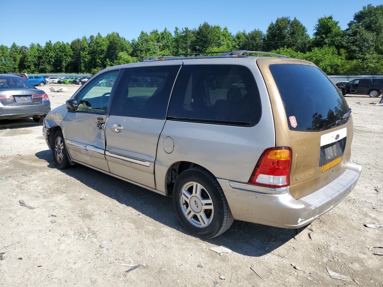 2FMZA52402BA14348 2002 Ford Windstar Se