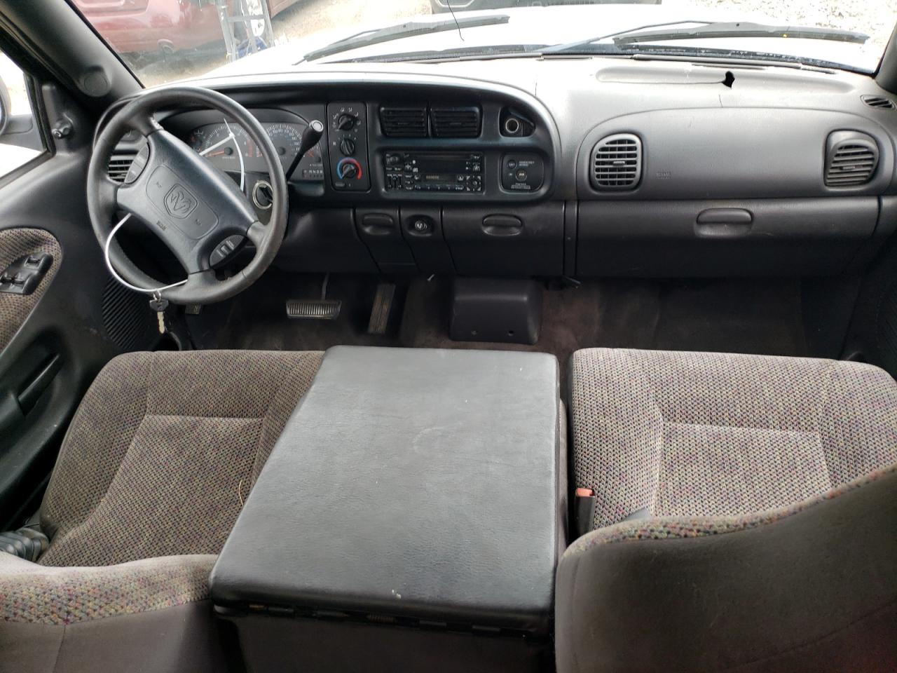 3B7HC13YXWG240923 1998 Dodge Ram 1500