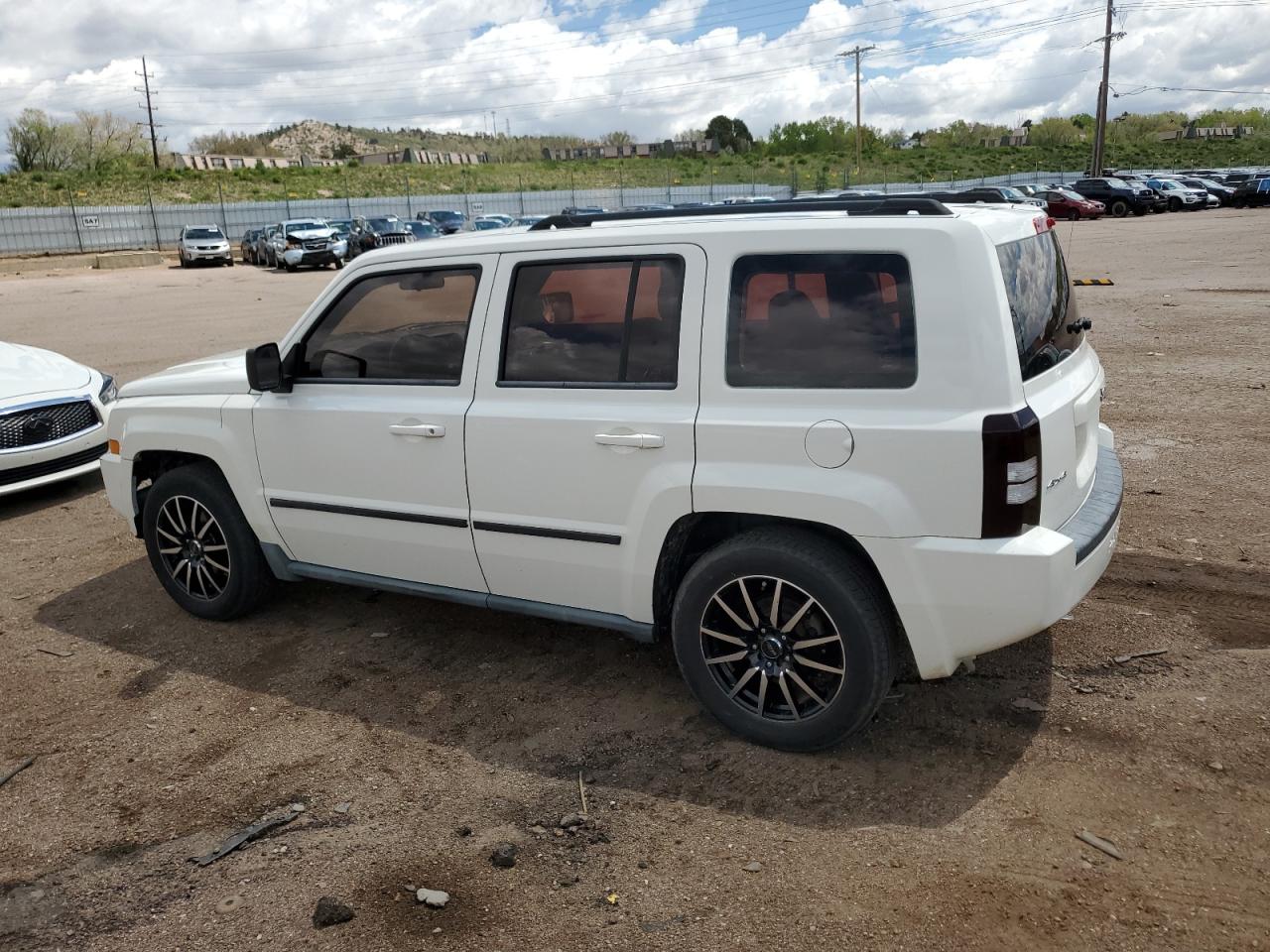 1J4NF2GB1AD577826 2010 Jeep Patriot Sport