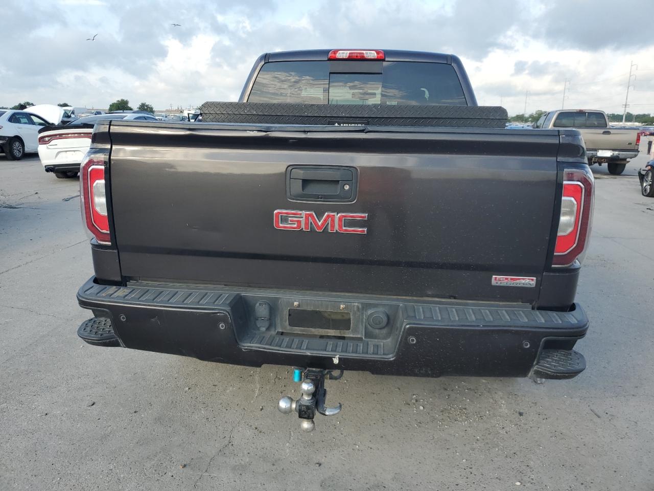 3GTU2NEC7GG261885 2016 GMC Sierra K1500 Slt