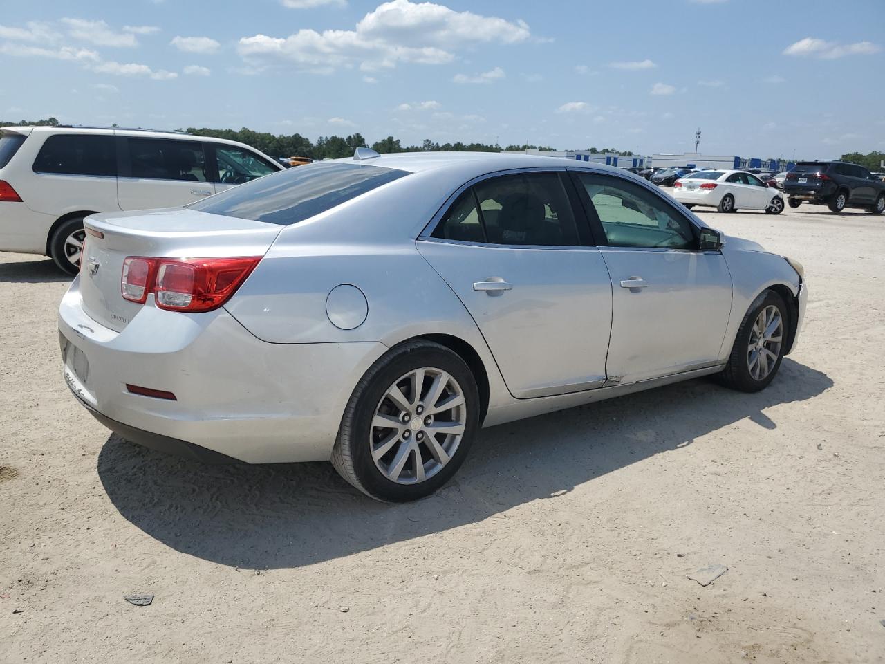 1G11E5SA1DF275266 2013 Chevrolet Malibu 2Lt