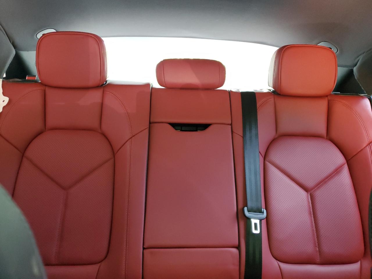 WP1AA2A5XNLB11070 2022 Porsche Macan