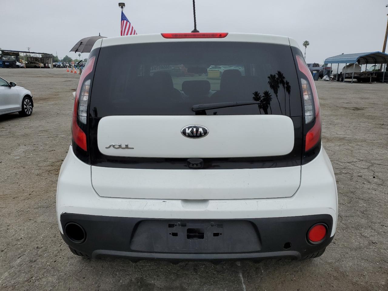 KNDJP3A59J7902294 2018 Kia Soul +