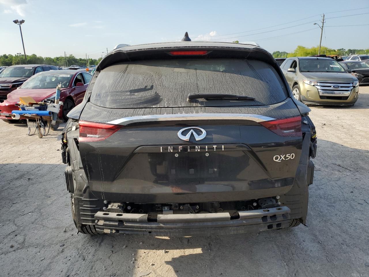 3PCAJ5M38KF101116 2019 Infiniti Qx50 Essential