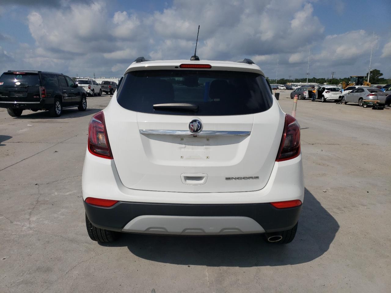 KL4CJCSB8LB043661 2020 Buick Encore Essence