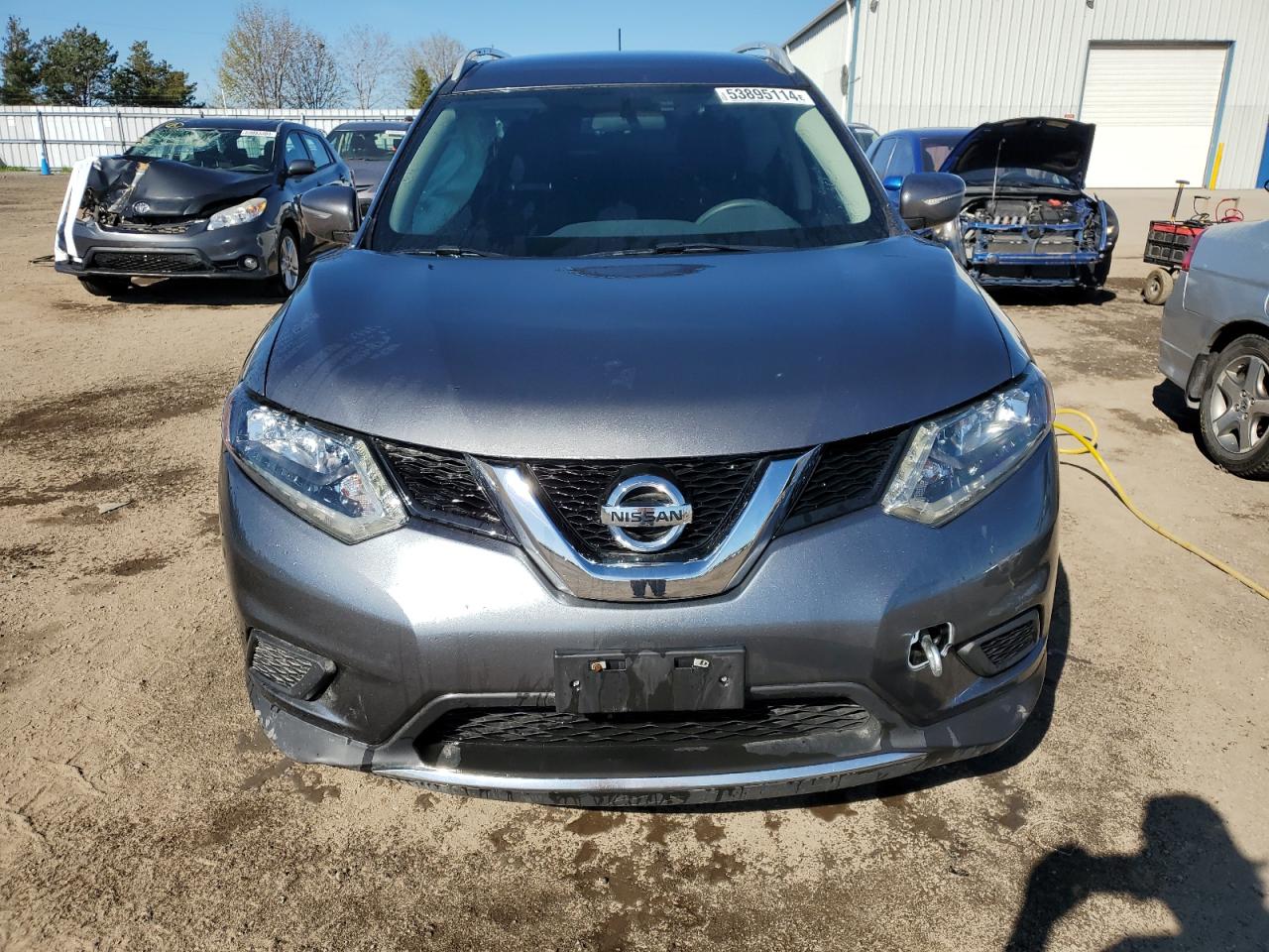 2015 Nissan Rogue S vin: 5N1AT2MV8FC822030