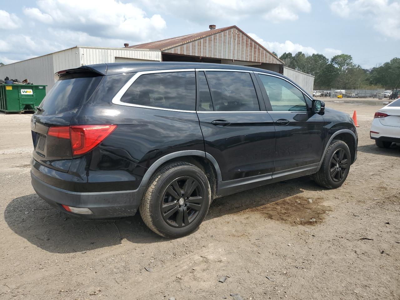 5FNYF5H59HB005760 2017 Honda Pilot Exl