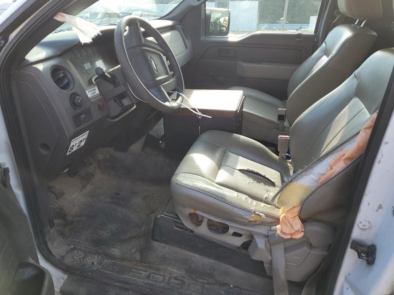 1FTMF1CW0AKA46424 2010 Ford F150