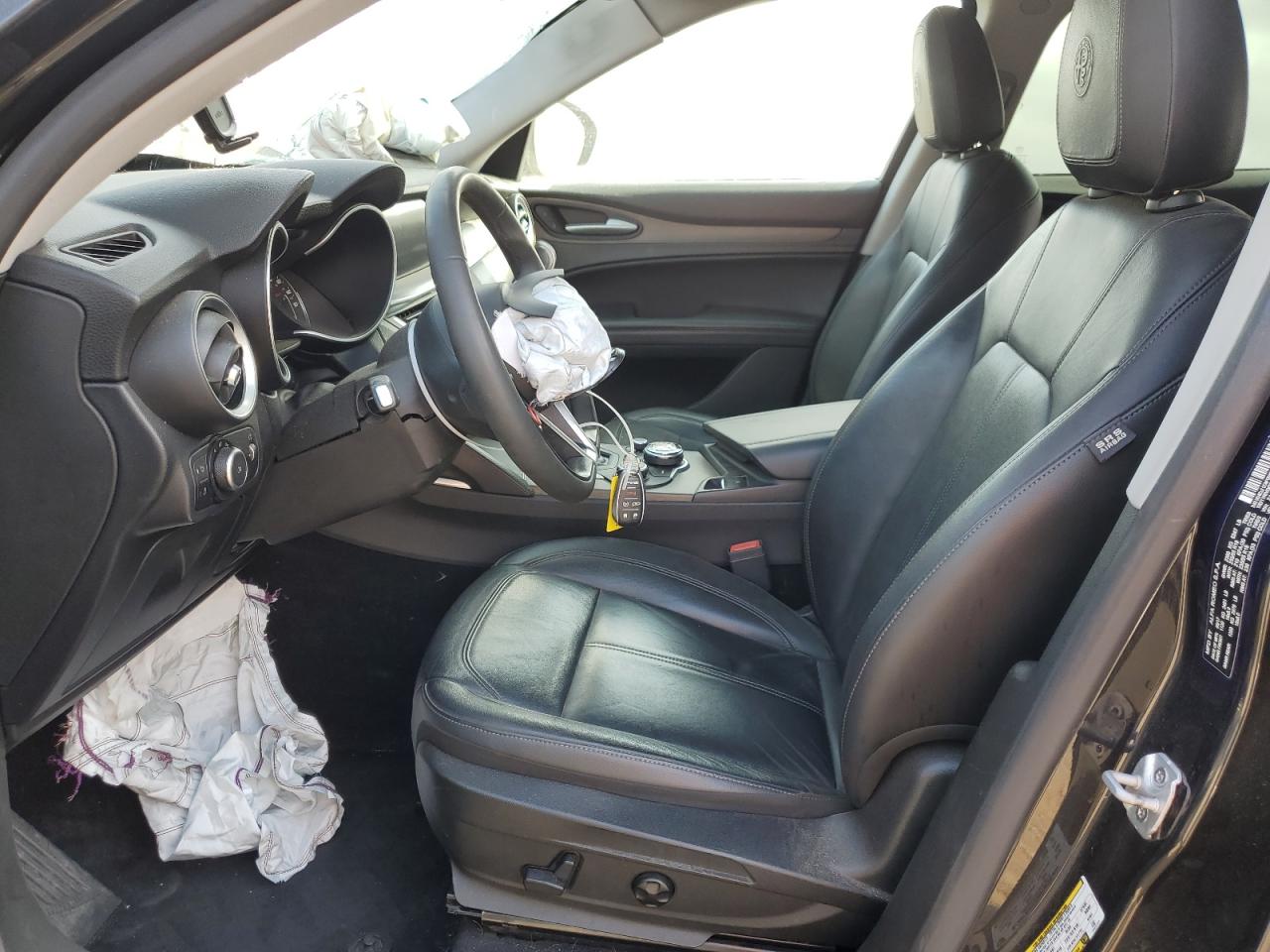 ZASFAKBN3J7B64189 2018 Alfa Romeo Stelvio Ti